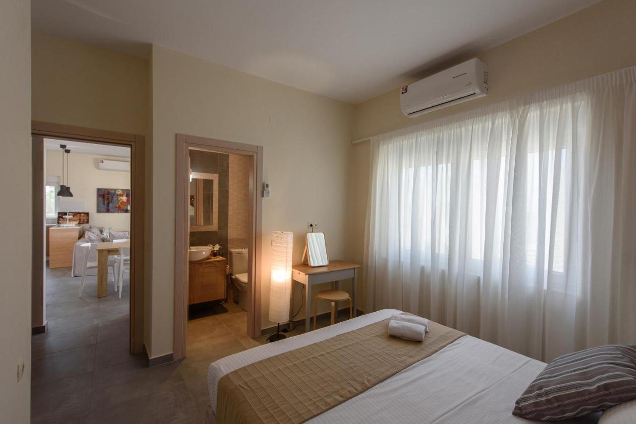 Thetis Beach Suites Kokkinos Pirgos Exterior photo