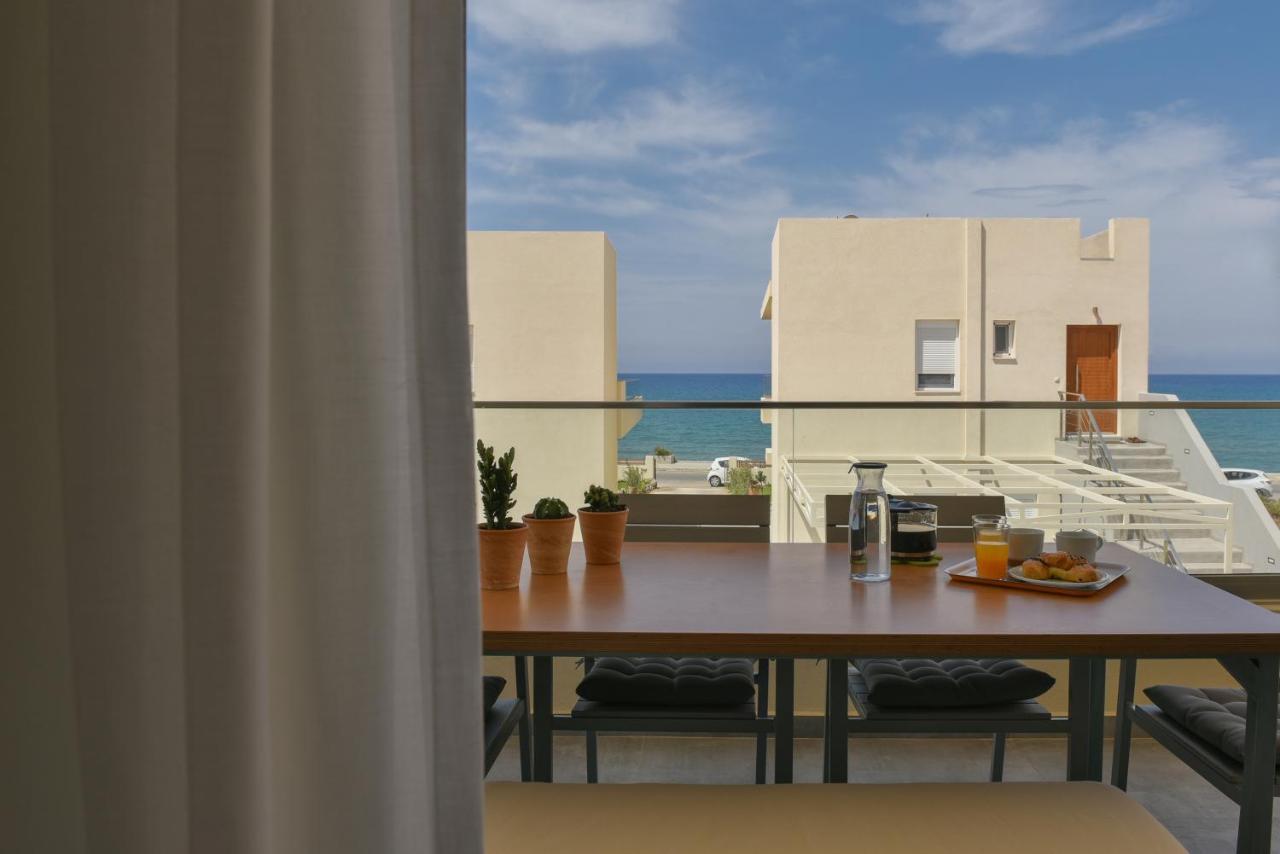 Thetis Beach Suites Kokkinos Pirgos Exterior photo